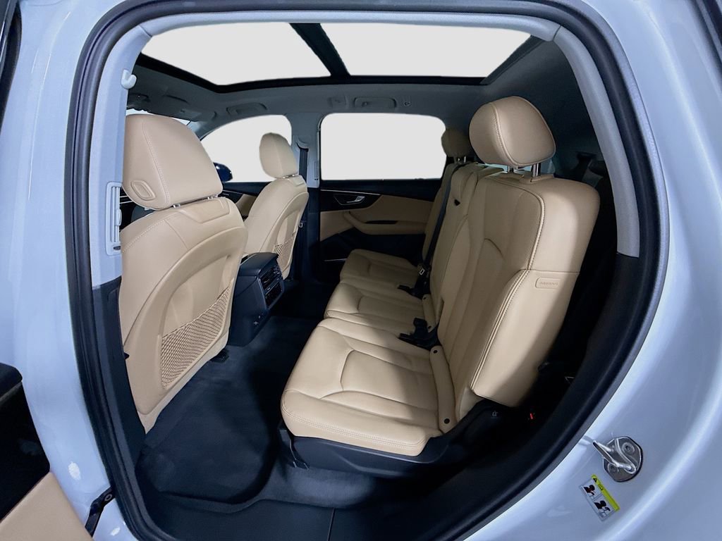 Used 2022 Audi Q7 3.0T Premium Plus image 22