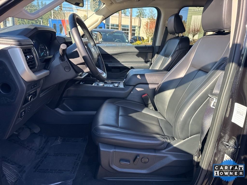 Used 2024 Ford Expedition XLT image 18