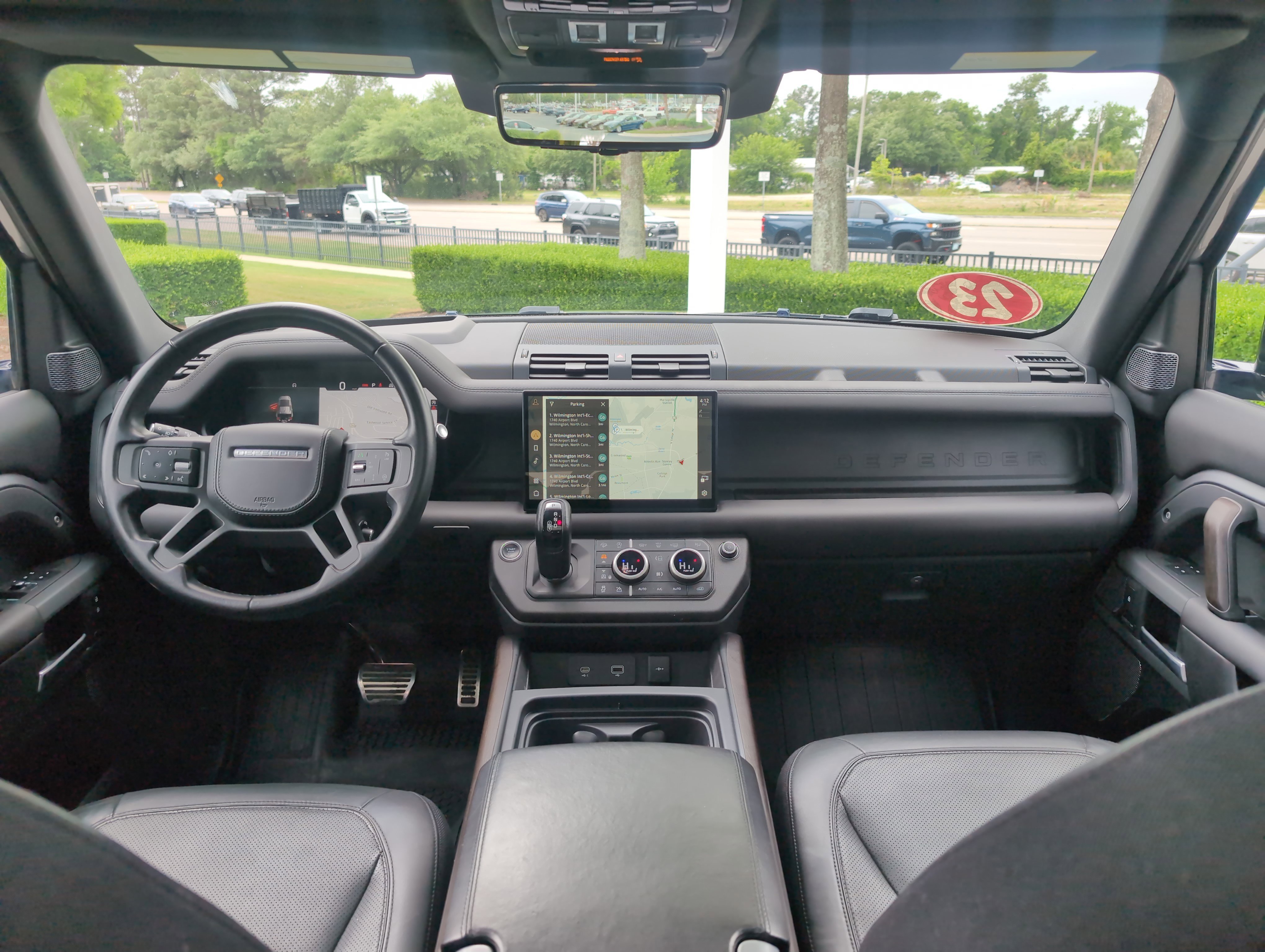 Used 2023 Land Rover Defender 110 X AWD/4WD image 29