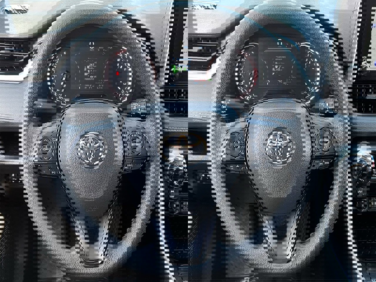 Used 2024 Toyota RAV4 XLE image 11