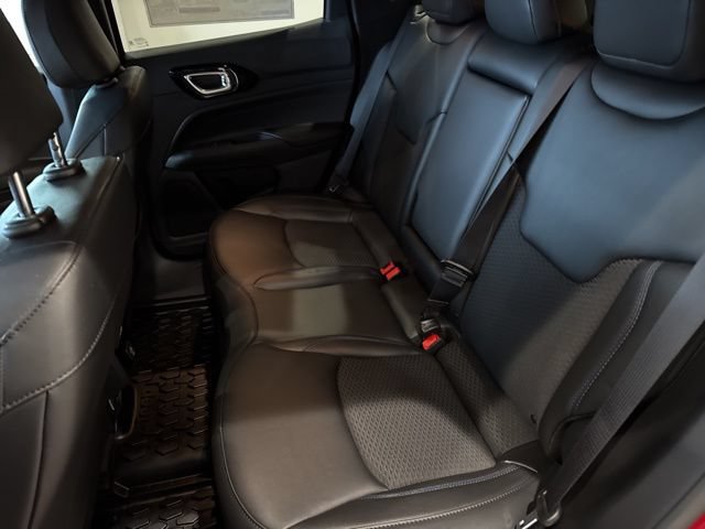 New 2026 Jeep Compass Latitude AWD/4WD image 10