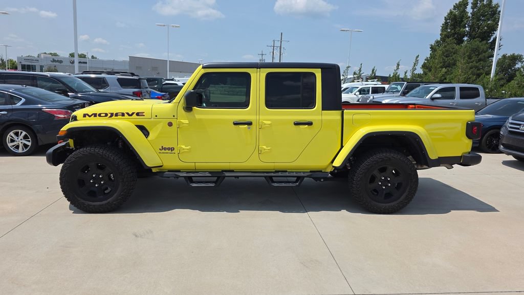 Used 2023 Jeep Gladiator Mojave w/ Cold Weather Group AWD/4WD video 2
