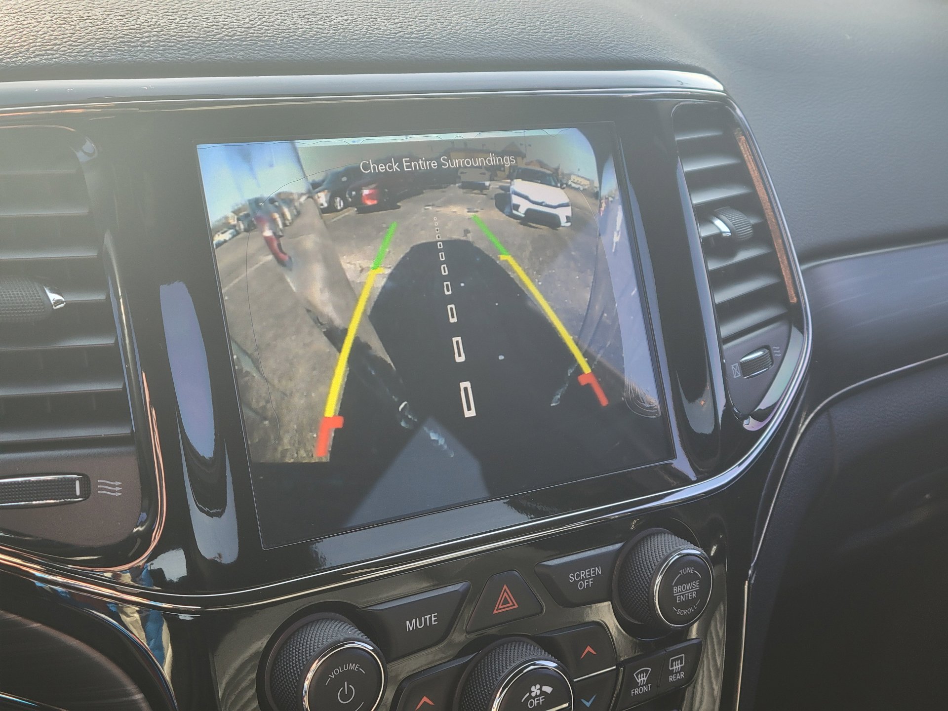 Used 2020 Jeep Grand Cherokee Limited X image 27