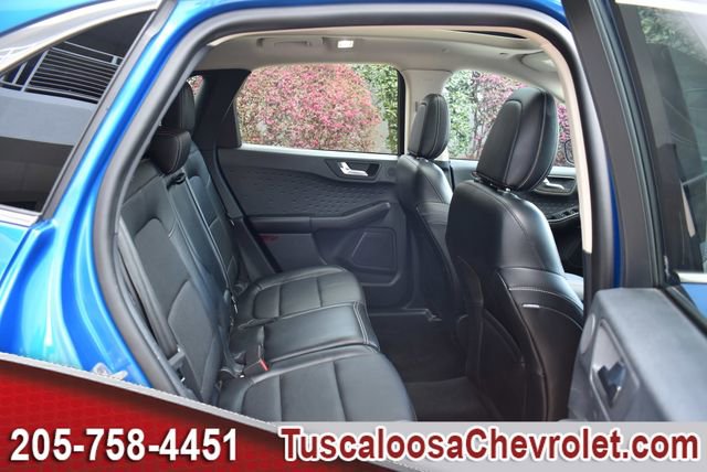 Used 2020 Ford Escape Titanium image 25