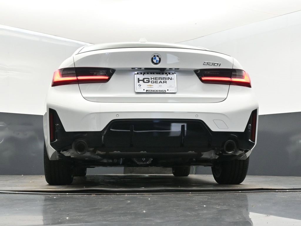 New 2026 BMW 330i Sedan w/ M Sport Package image 41