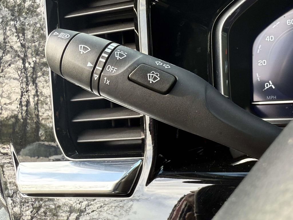 Used 2024 Chevrolet Silverado 1500 LT Trail Boss w/ Convenience Package II image 27