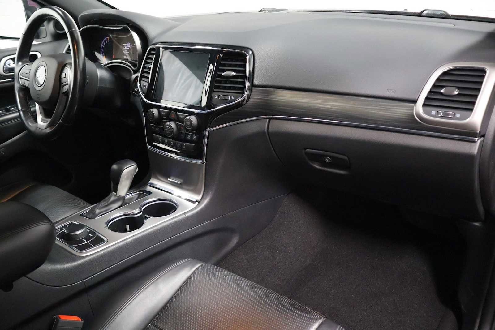 Used 2020 Jeep Grand Cherokee Limited w/ Luxury Group II AWD/4WD image 6