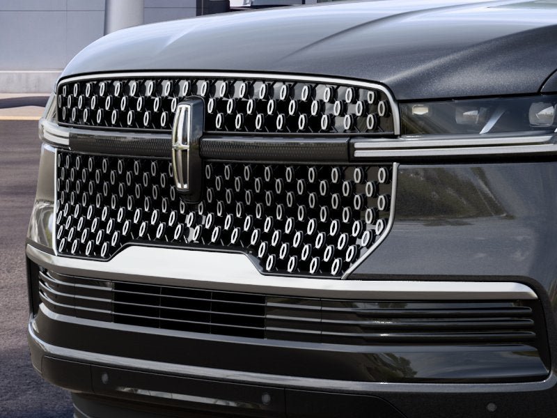 New 2027 Lincoln Navigator Reserve AWD/4WD image 17