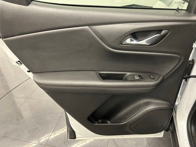 Used 2021 Chevrolet Blazer RS w/ Enhanced Convenience Package image 17