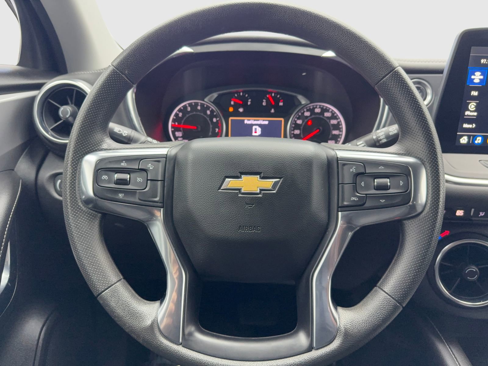 Used 2025 Chevrolet Blazer LT image 19