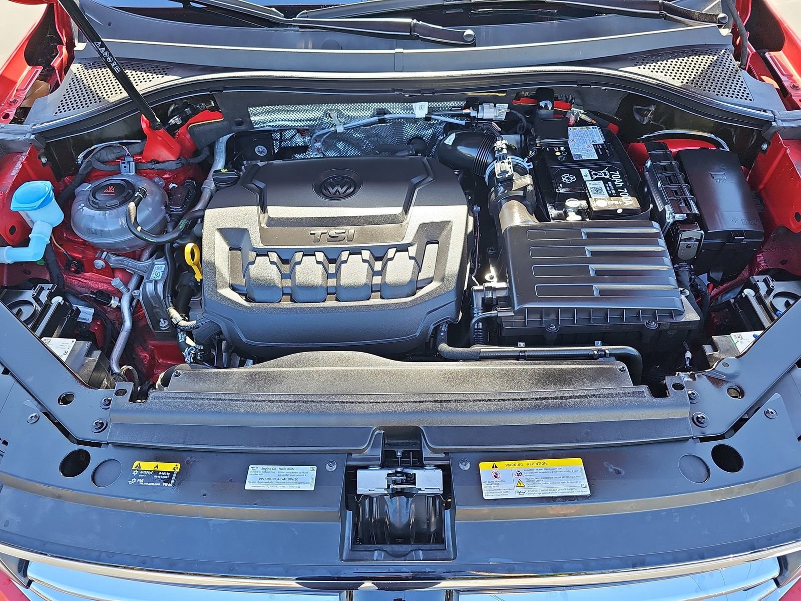 Used 2024 Volkswagen Tiguan SE w/ Panoramic Sunroof Package image 34