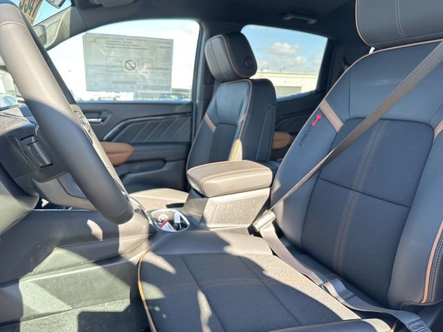 New 2026 GMC Canyon AT4 AWD/4WD image 11