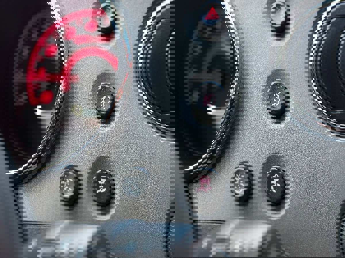 Used 2008 Pontiac Solstice GXP image 27