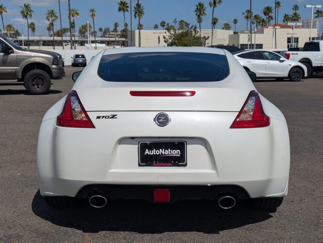 Used 2019 Nissan 370Z Coupe w/ Z34 Heritage Edition - White RWD image 7