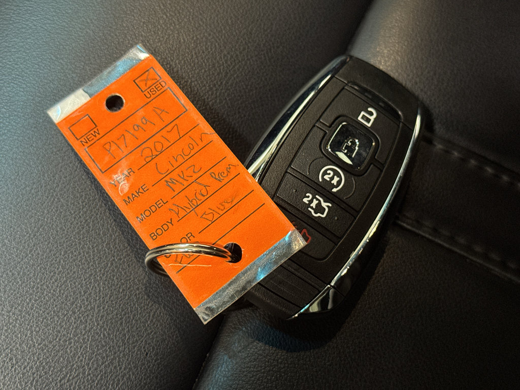 Used 2017 Lincoln MKZ Premiere image 37