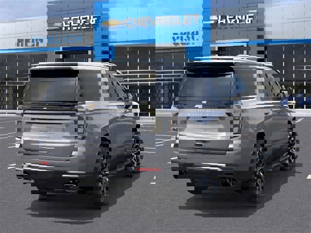 New 2026 Chevrolet Suburban High Country image 4