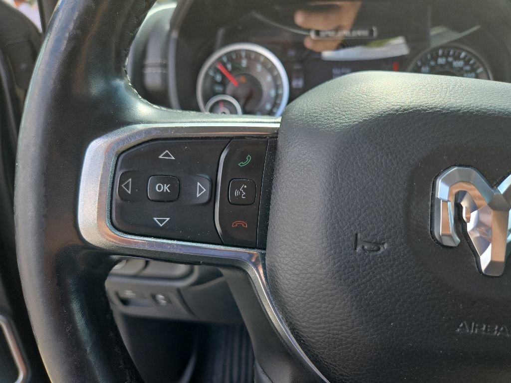 Used 2019 RAM 1500 Laramie AWD/4WD image 16