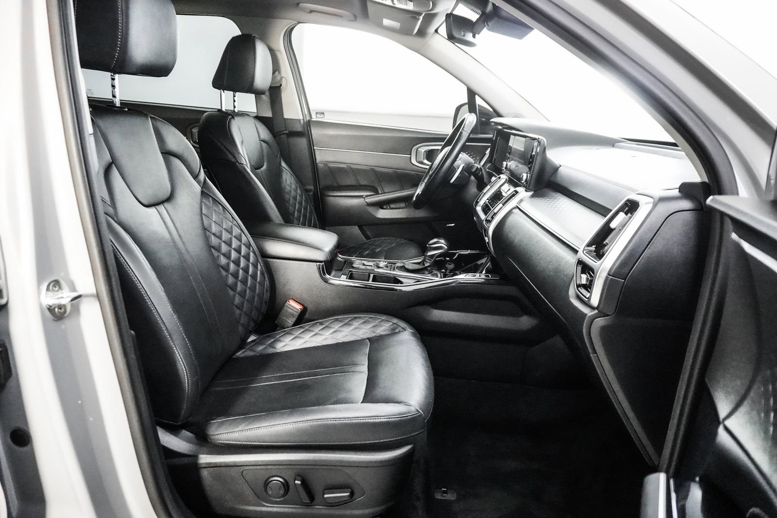 Used 2022 Kia Sorento SX image 17