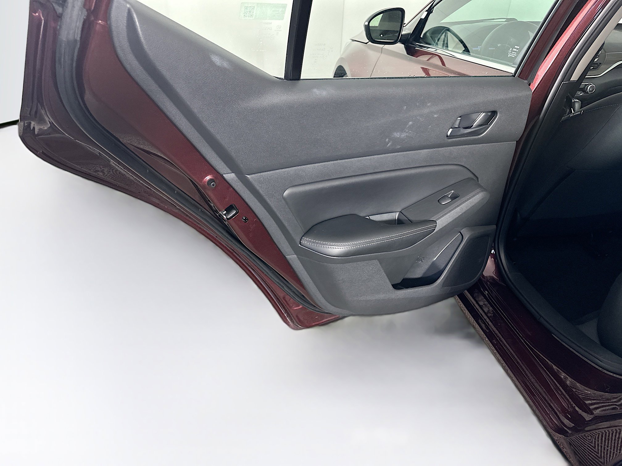 Used 2024 Nissan Altima 2.5 SV image 24