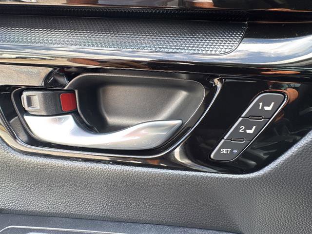 Used 2025 Honda CR-V EX-L image 18