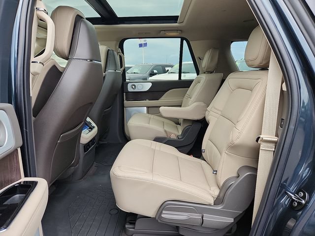 New 2024 Lincoln Navigator L Reserve AWD/4WD image 5