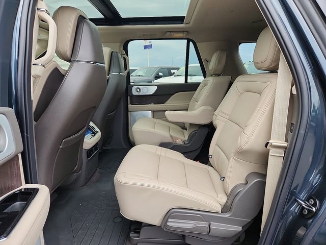 New 2024 Lincoln Navigator L Reserve AWD/4WD image 5