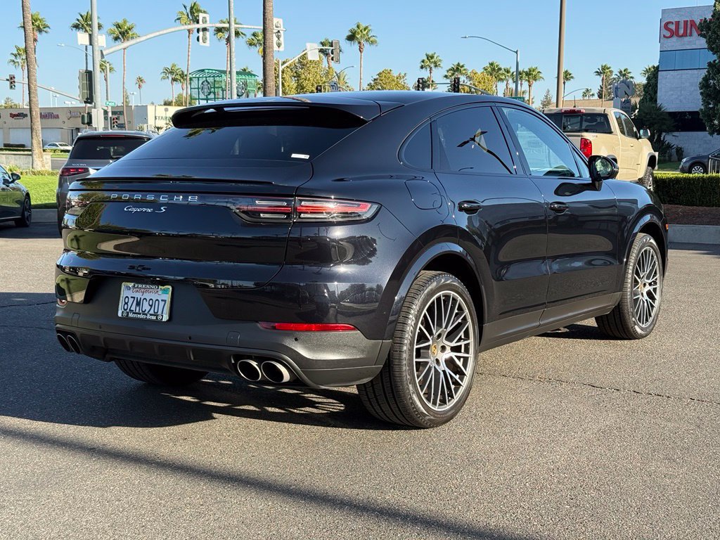 Used 2022 Porsche Cayenne S AWD/4WD image 9