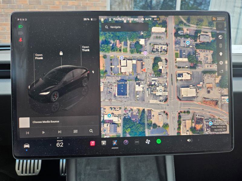 Used 2024 Tesla Model 3 Performance image 41