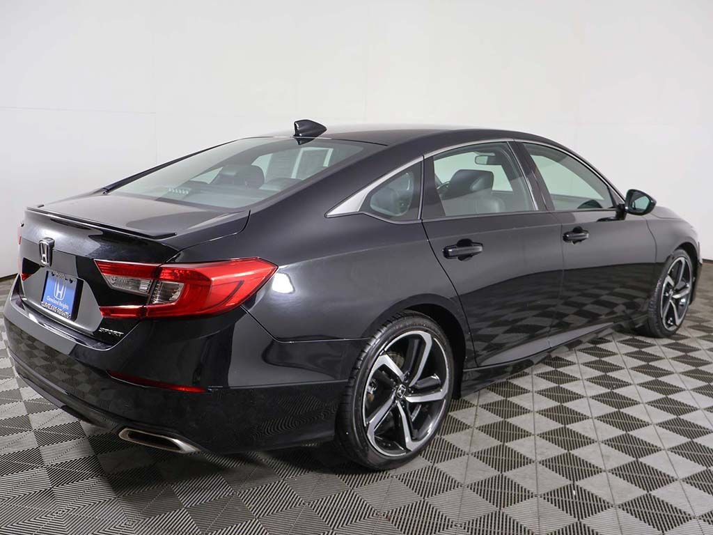 Used 2022 Honda Accord Sport image 7