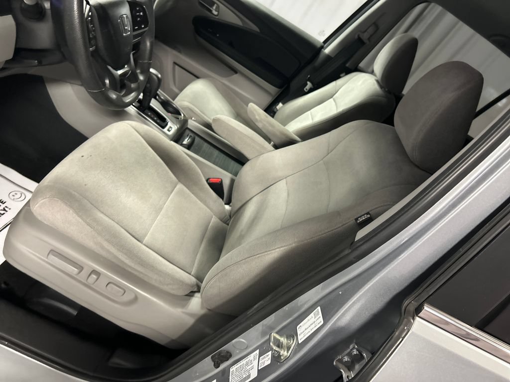 Used 2020 Honda Pilot EX image 10