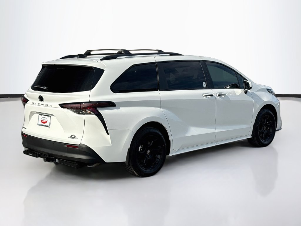 New 2026 Toyota Sienna XLE Woodland Edition AWD/4WD image 5