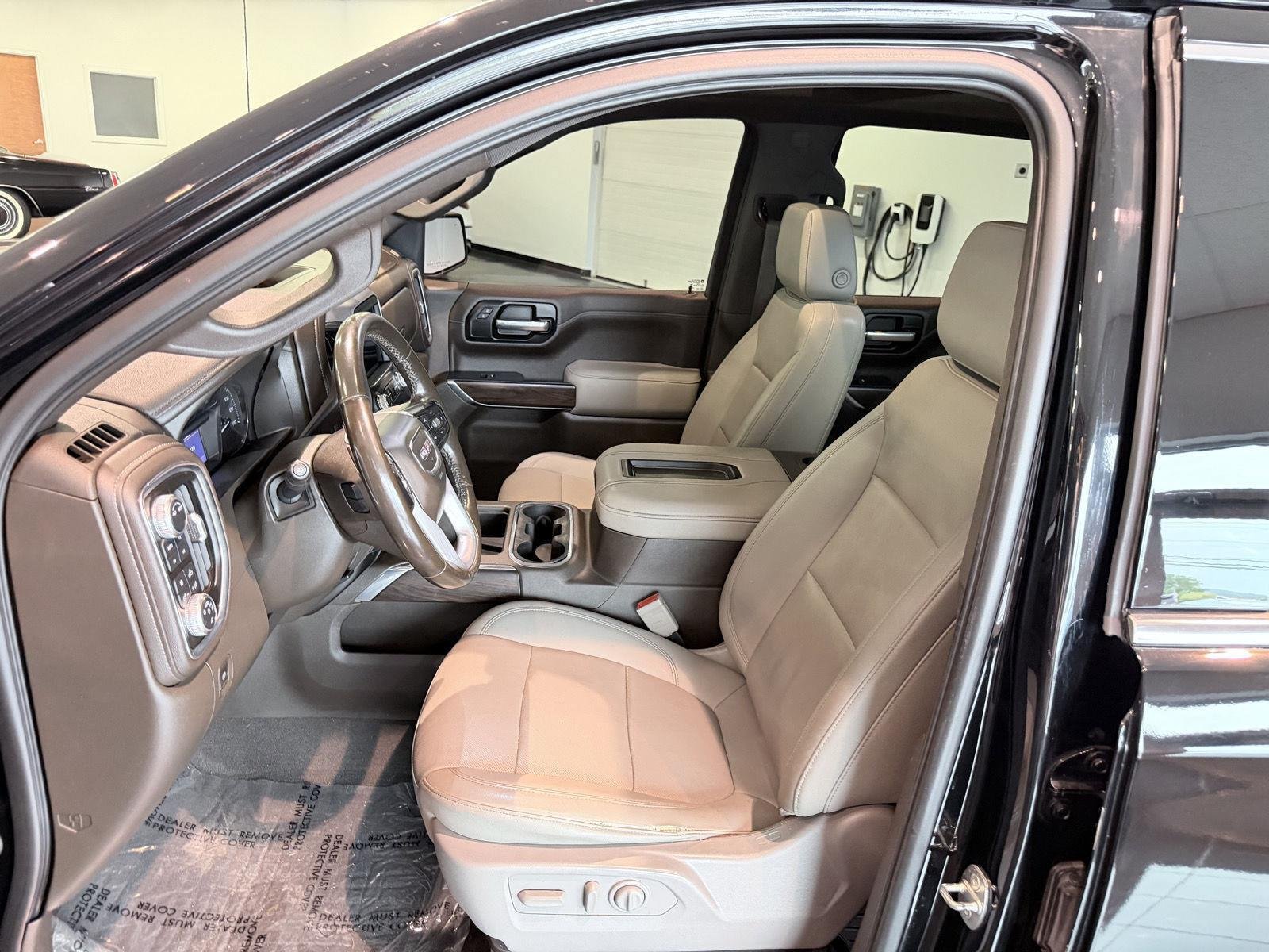Used 2021 GMC Sierra 1500 SLT w/ SLT Premium Plus Package AWD/4WD image 36