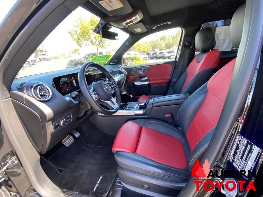 Used 2021 Mercedes-Benz GLB 250 4MATIC image 37