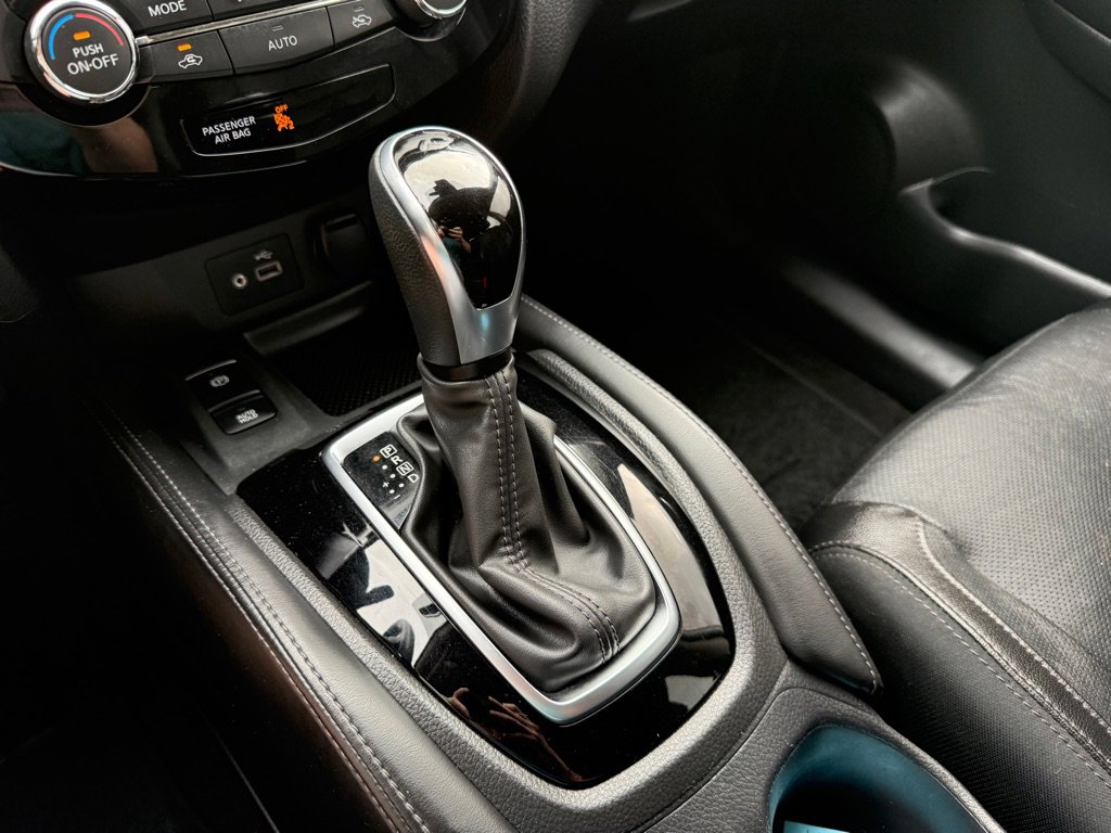 Used 2019 Nissan Rogue SL image 30