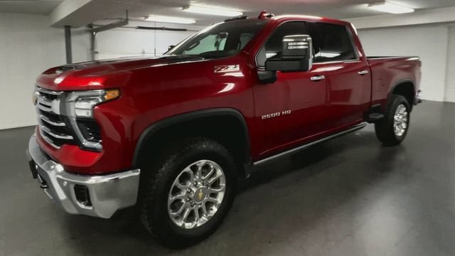 Certified 2025 Chevrolet Silverado 2500 LTZ w/ LTZ Premium Package AWD/4WD image 4
