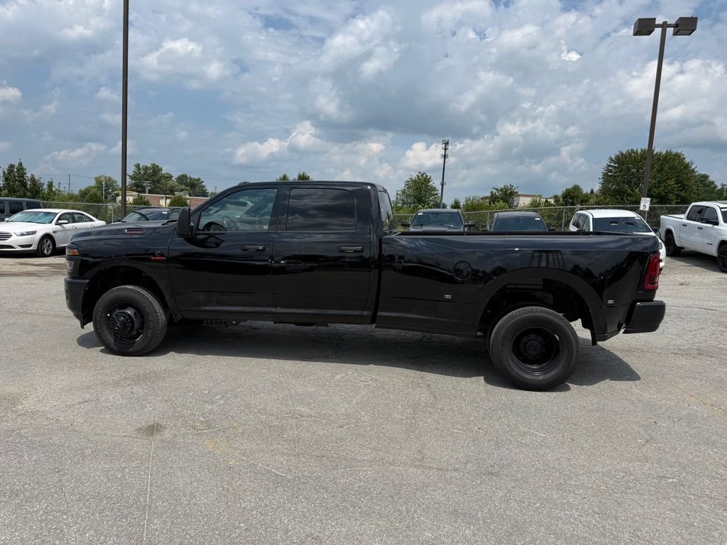 New 2026 RAM 3500 Tradesman AWD/4WD image 10