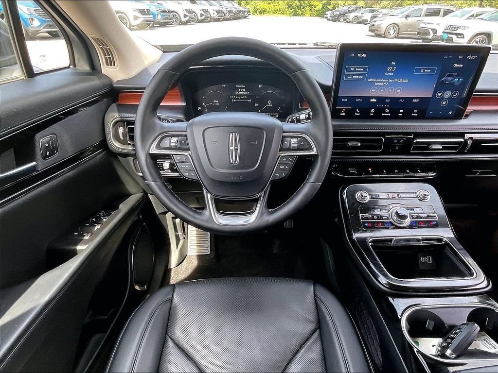 Used 2023 Lincoln Nautilus Reserve w/ Monochromatic Package AWD/4WD image 17