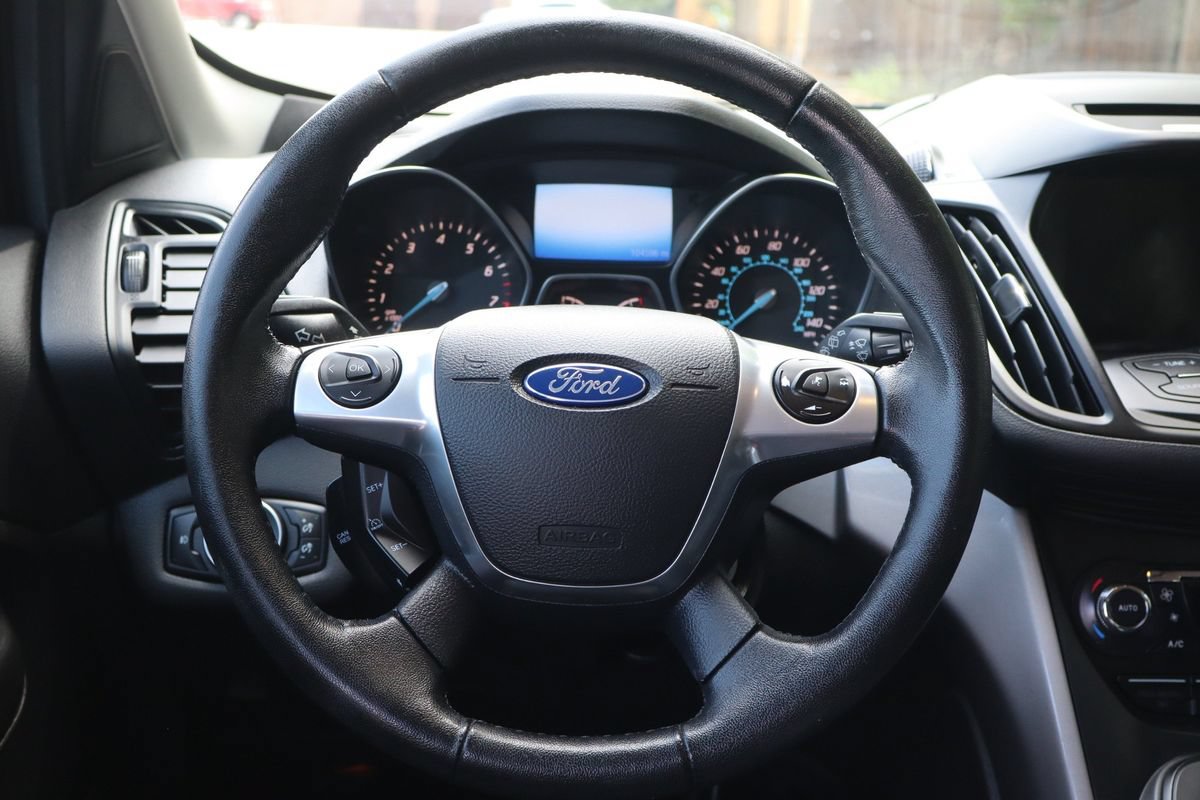 Used 2016 Ford Escape SE w/ SE Leather Comfort Package AWD/4WD image 18