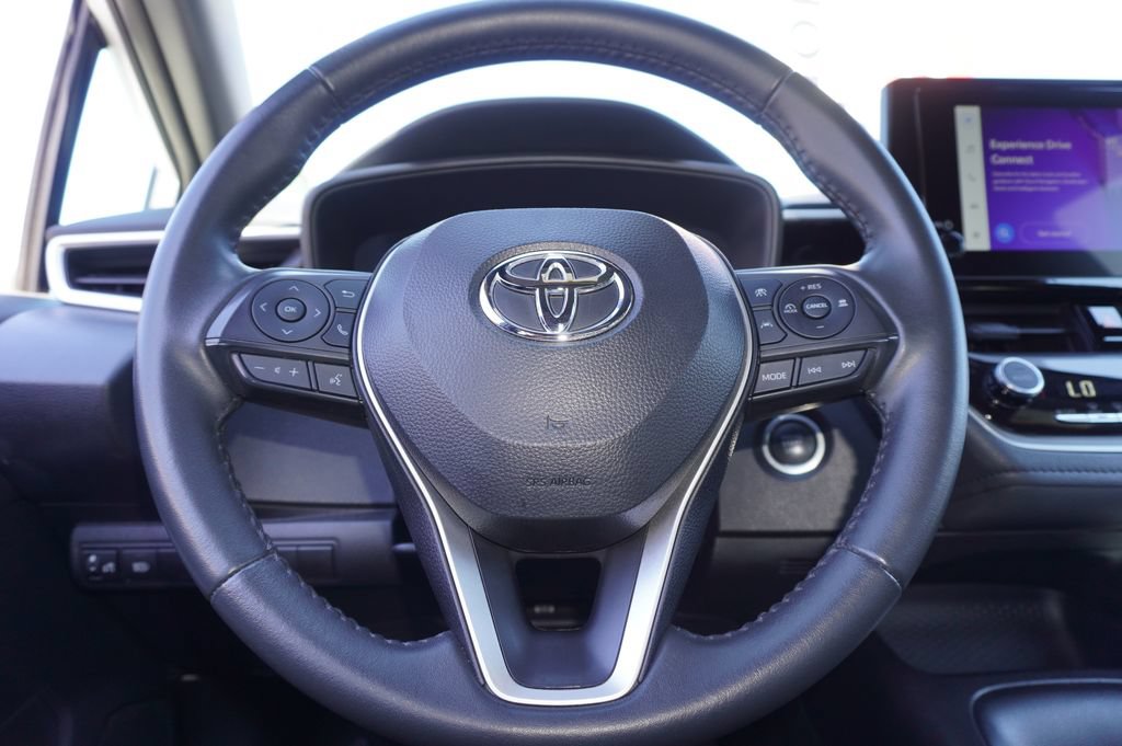 Certified 2025 Toyota Corolla SE FWD image 19