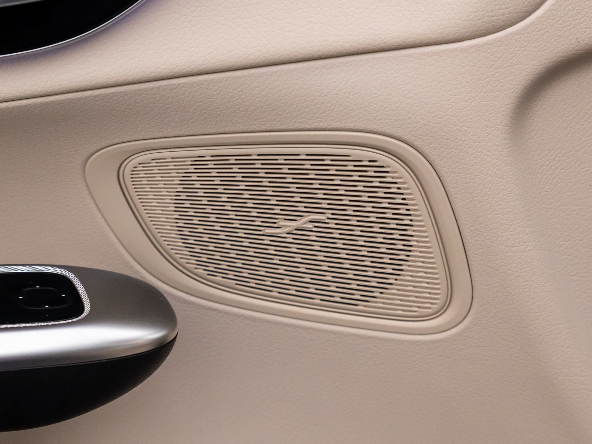 New 2026 Mercedes-Benz GLC 300 4MATIC image 17