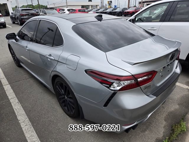 Used 2022 Toyota Camry XSE FWD image 4