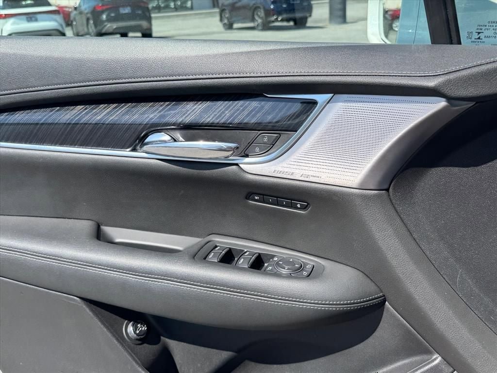 Used 2020 Cadillac XT6 Premium Luxury image 18