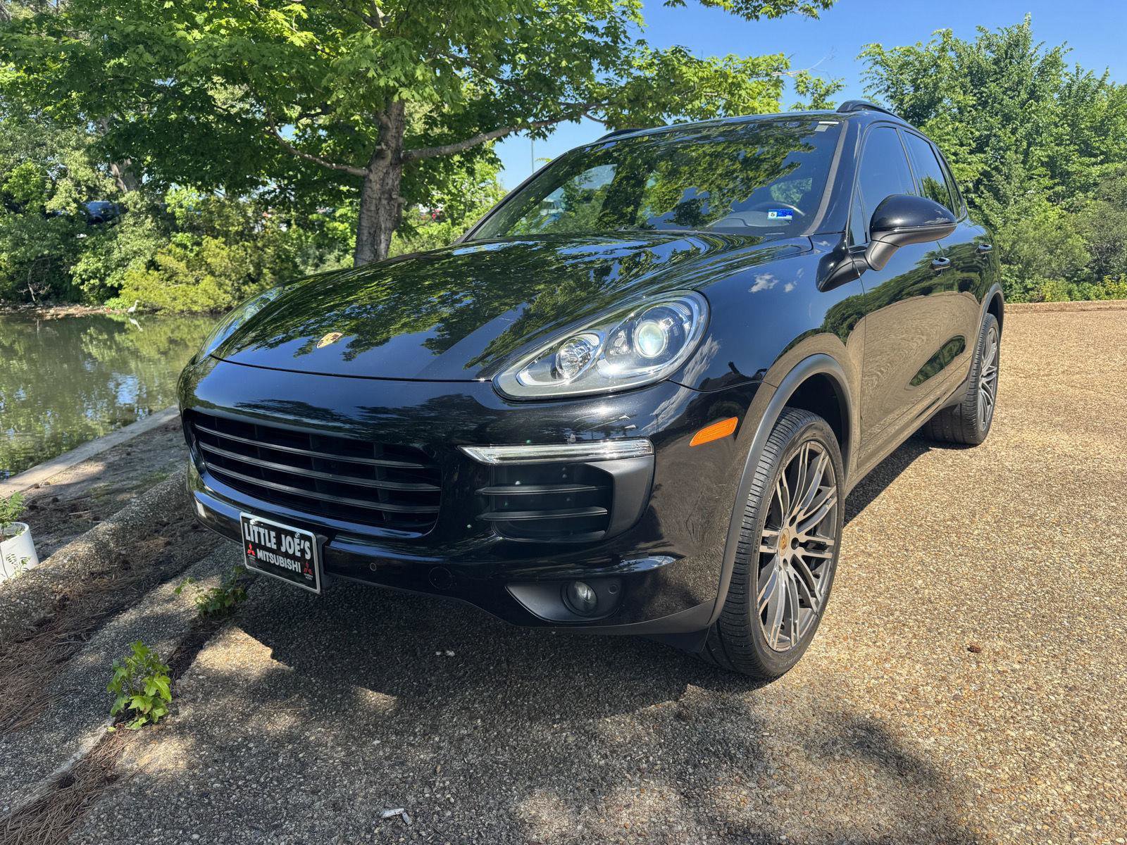 Used 2016 Porsche Cayenne AWD/4WD image 11