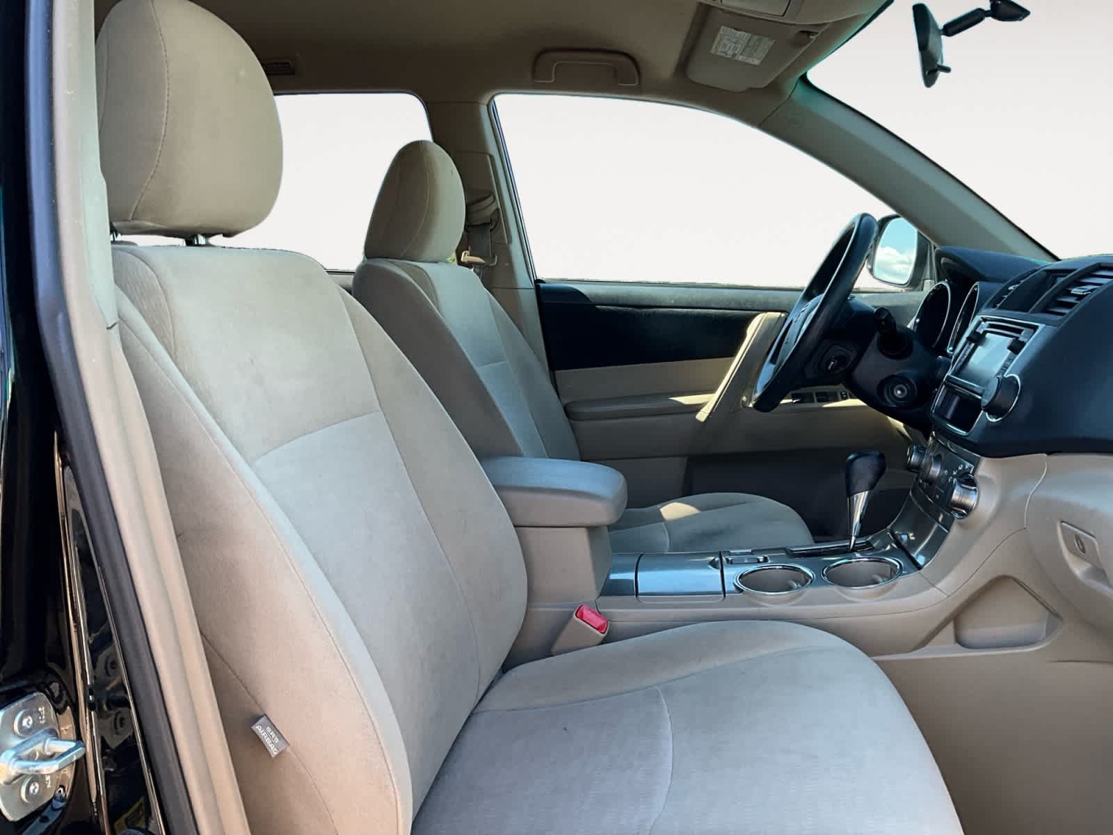 Used 2013 Toyota Highlander Plus AWD/4WD image 15
