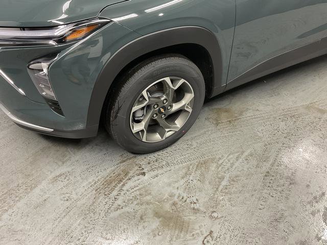 New 2026 Chevrolet Trax LT w/ Driver Confidence Package image 3