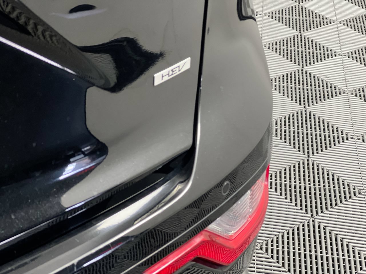 Certified 2025 Kia Niro EX Touring FWD image 6