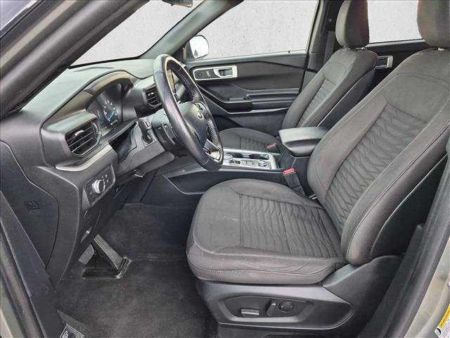 Used 2020 Ford Explorer XLT AWD/4WD image 15