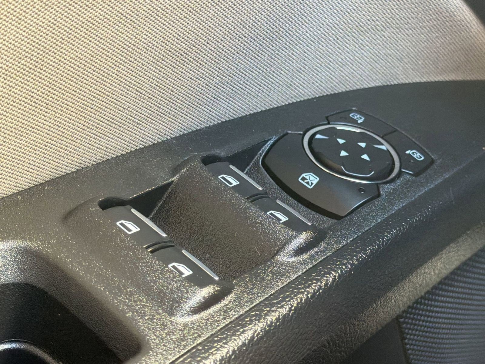 Used 2017 Ford Fusion S FWD image 26