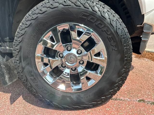Used 2019 Toyota Tacoma SR5 image 34