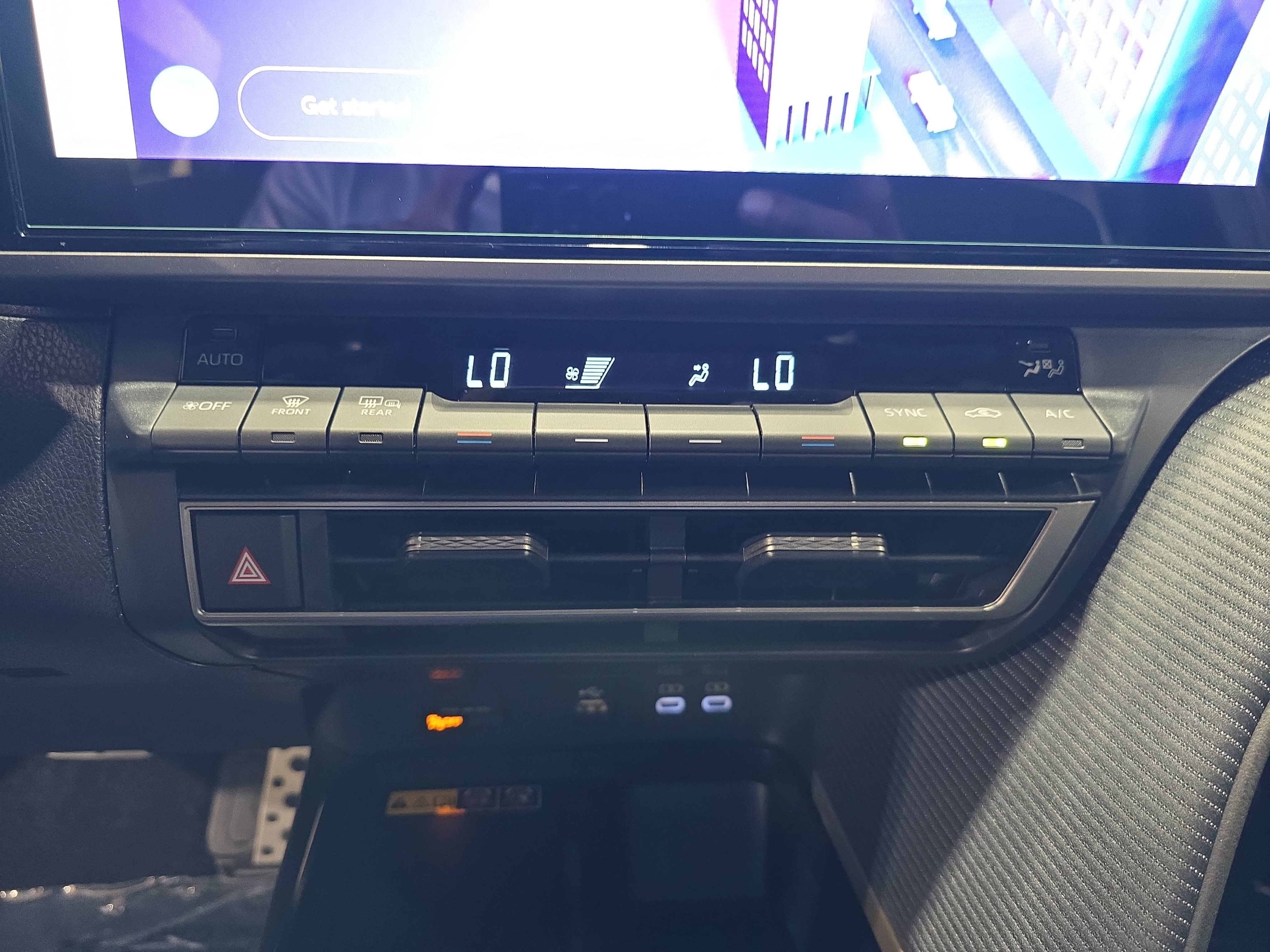 Used 2026 Toyota Camry SE w/ Multimedia Upgrade Package FWD image 22